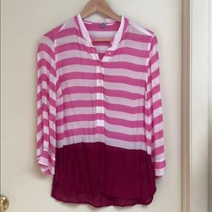 ⭐️ Pink striped top